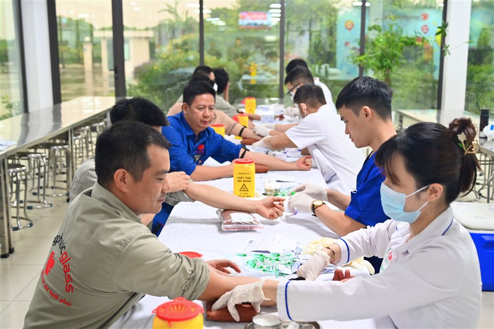 HỒNG PHÚC KHỎE – HÀNH TRÌNH THÊM VỮNG BƯỚC