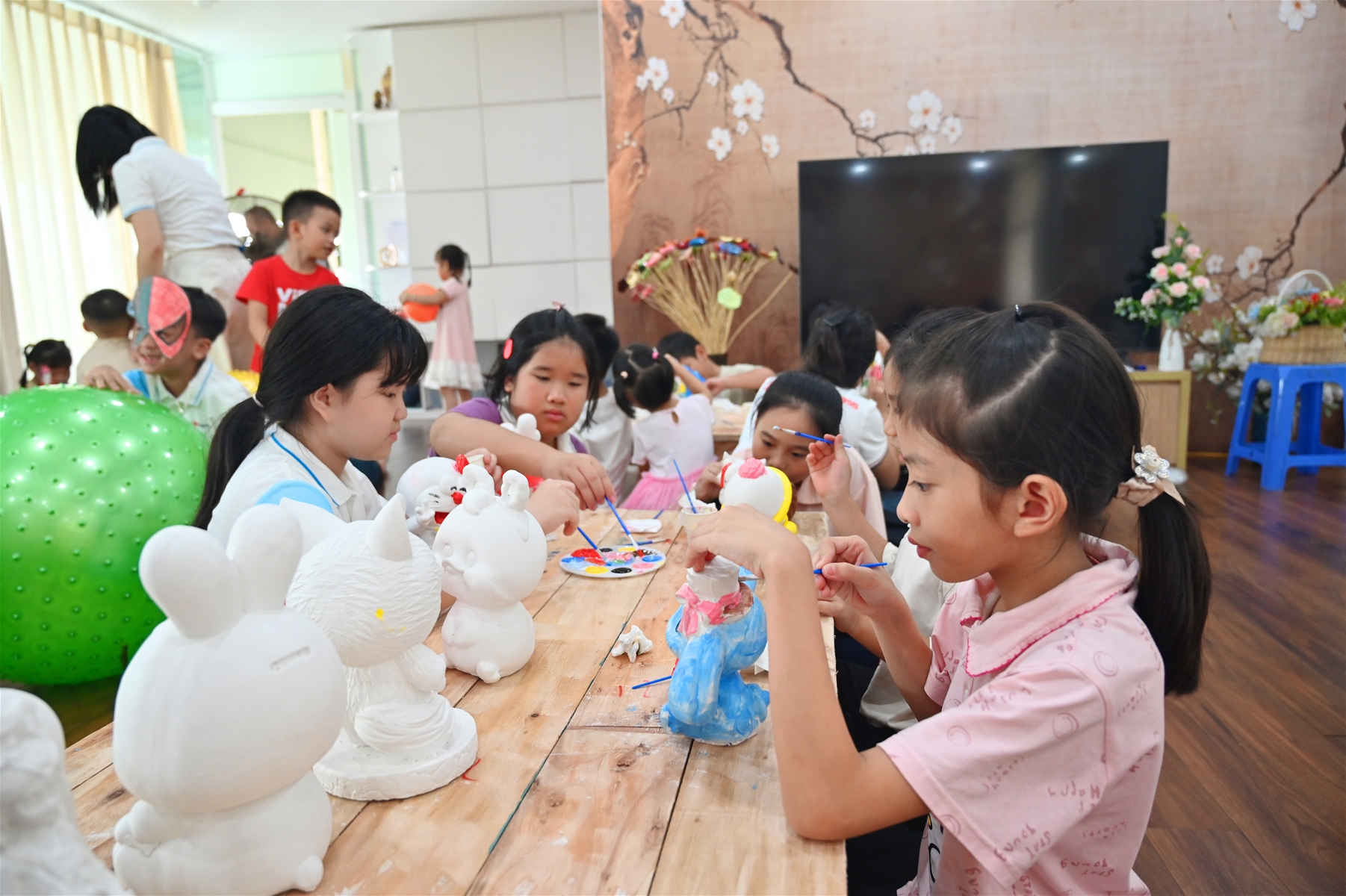 Trẻ em Kính Hồng Phúc