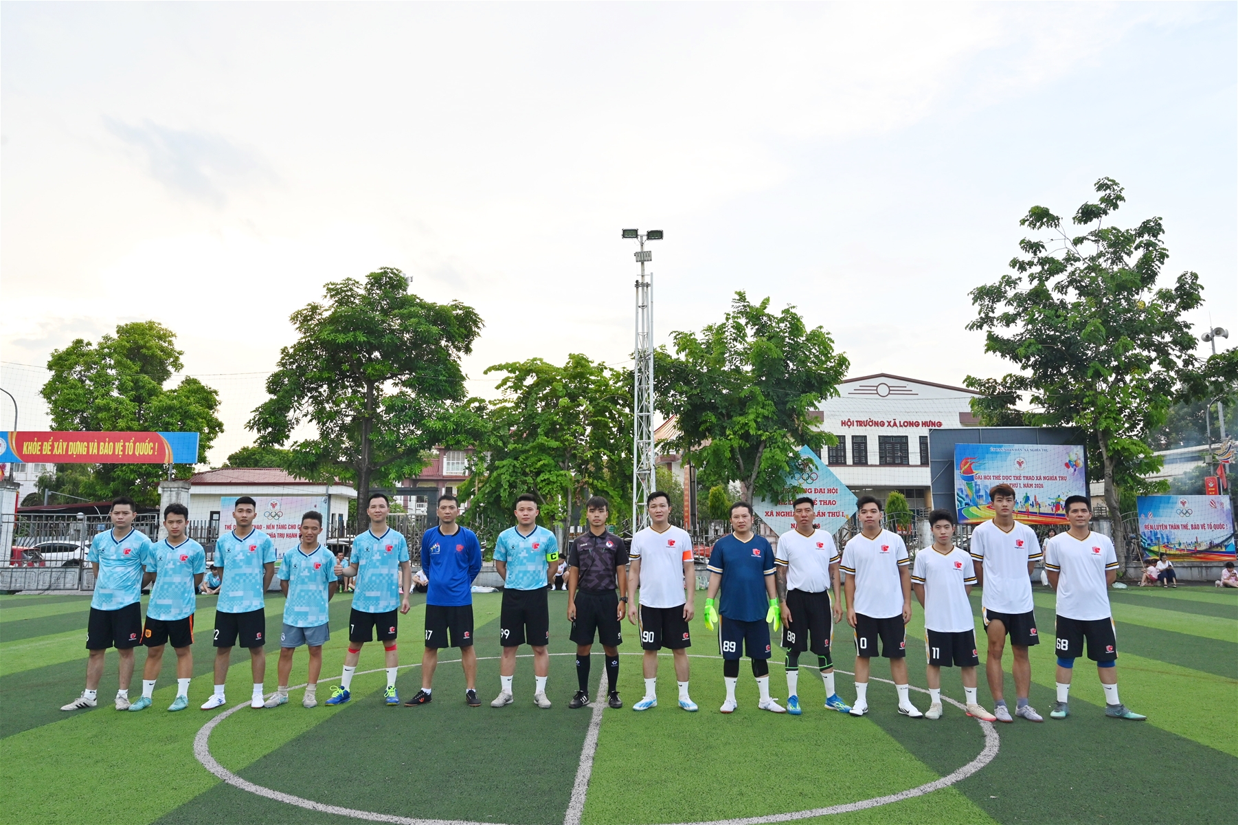 Hồng Phúc bóng đá 